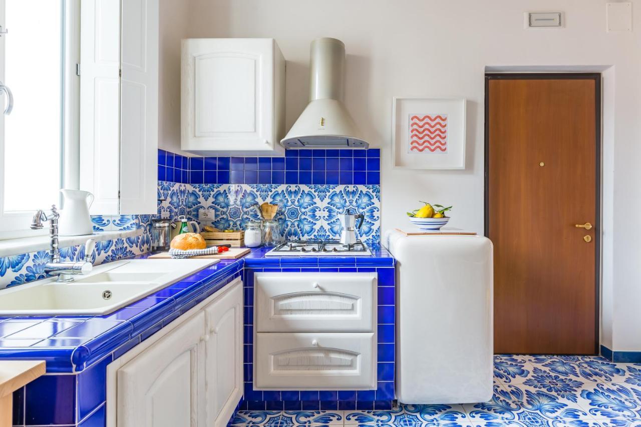 Апартаменты Starhost - La Casa Al Duomo Виетри Экстерьер фото